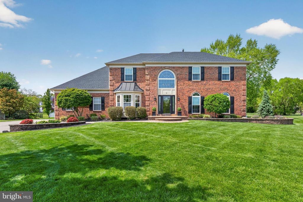 3 SAINT PAULS CT, Sewell, NJ 08080