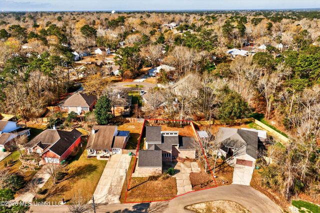 9922 Honalo Place, Diamondhead, MS 39525