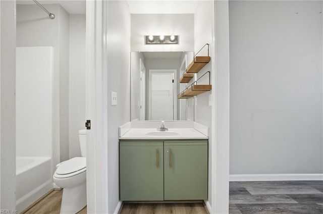 3813 Lamplighter CT, Portsmouth, VA 23703