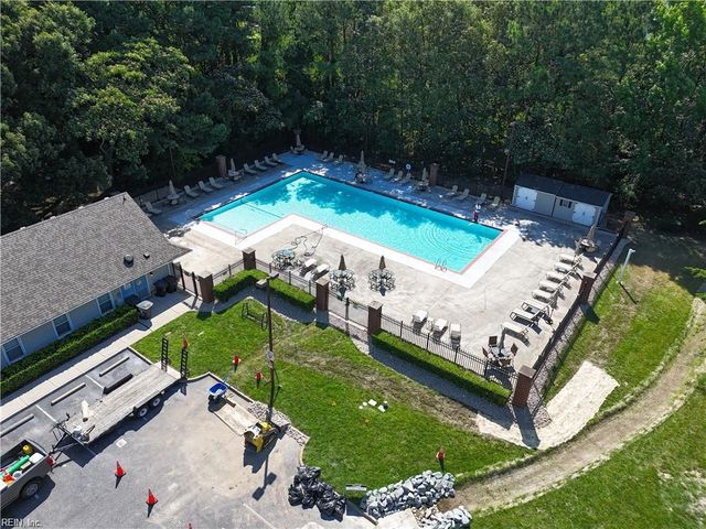 3813 Lamplighter CT, Portsmouth, VA 23703