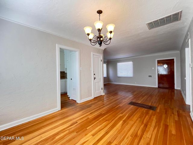 2119 STANTON Street A, El Paso, TX 79902