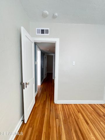 2119 STANTON Street A, El Paso, TX 79902