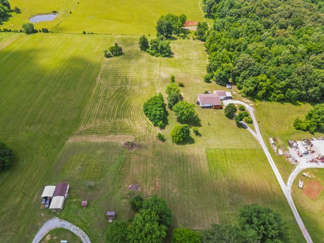 4919 Pulliam Hardaway Rd, Springfield, TN 37172