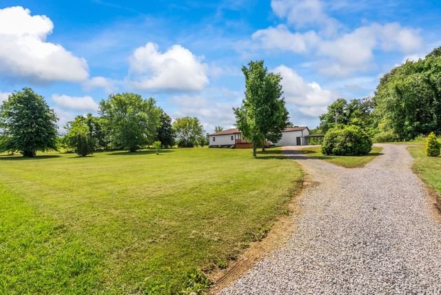 4919 Pulliam Hardaway Rd, Springfield, TN 37172