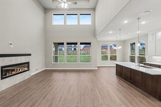 300 HANGING GARDEN Drive, Prosper, TX 75078