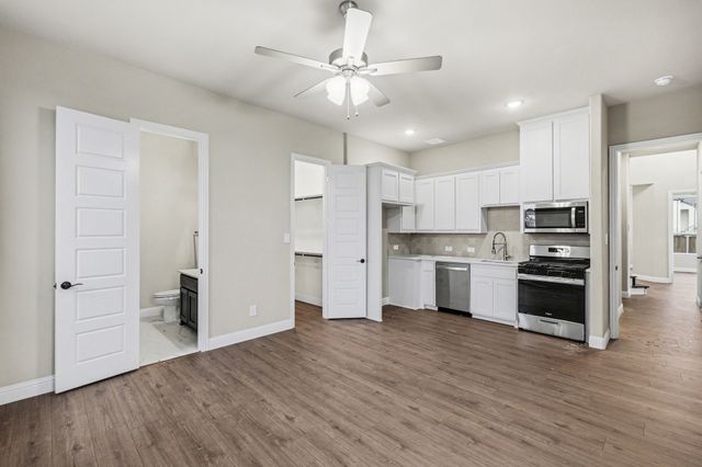 300 HANGING GARDEN Drive, Prosper, TX 75078