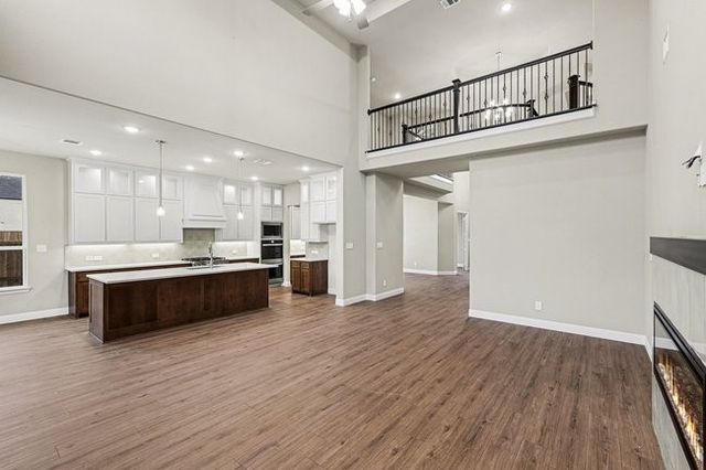 300 HANGING GARDEN Drive, Prosper, TX 75078