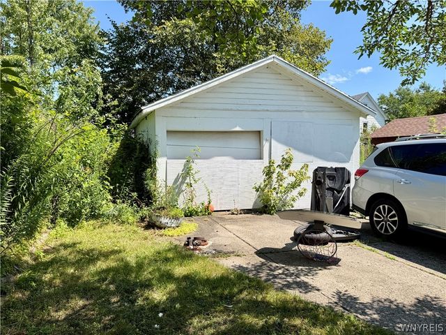 315 Cornwall Avenue, Buffalo, NY 14215