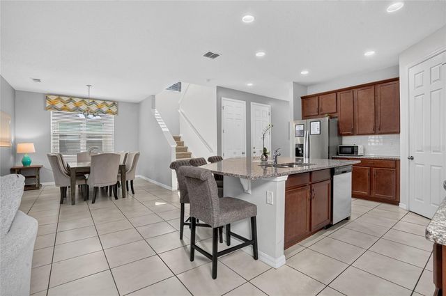 9007 PELICAN COVE TRACE, Kissimmee, FL 34747