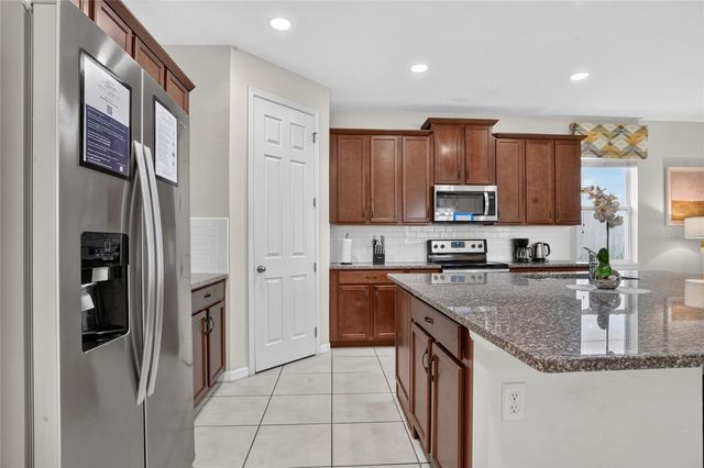9007 PELICAN COVE TRACE, Kissimmee, FL 34747