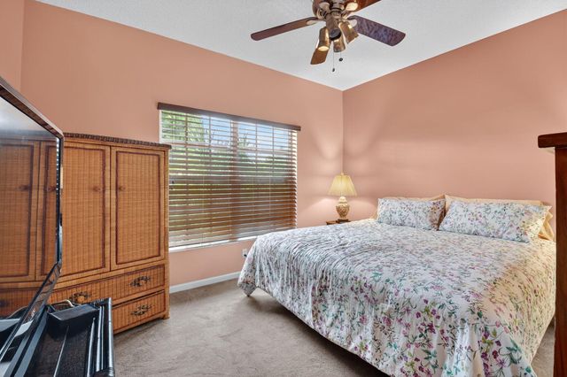 8997 Shoal Creek Lane, Boynton Beach, FL 33472