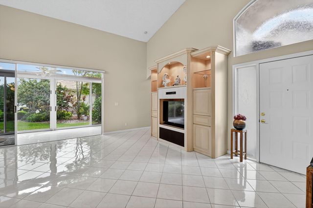 8997 Shoal Creek Lane, Boynton Beach, FL 33472