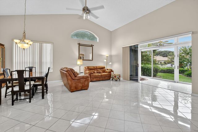8997 Shoal Creek Lane, Boynton Beach, FL 33472
