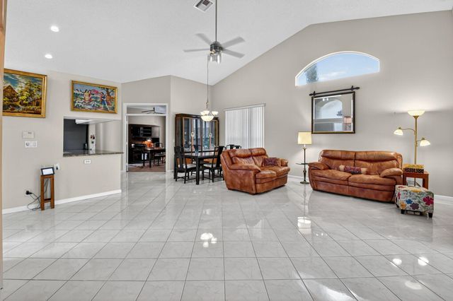 8997 Shoal Creek Lane, Boynton Beach, FL 33472
