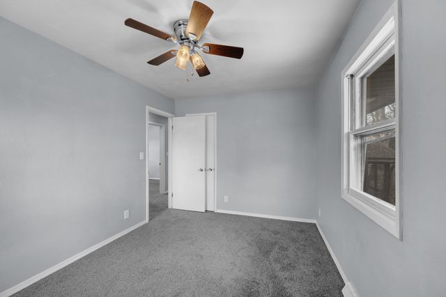 2412 W 3rd Street, Coal Valley, IL 61240