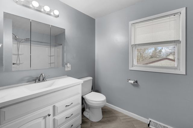 2412 W 3rd Street, Coal Valley, IL 61240