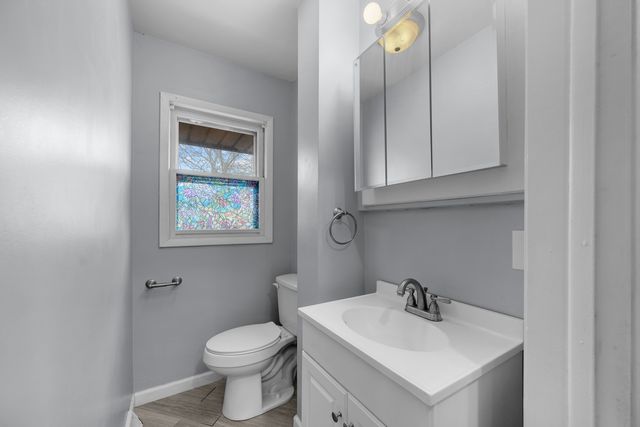 2412 W 3rd Street, Coal Valley, IL 61240