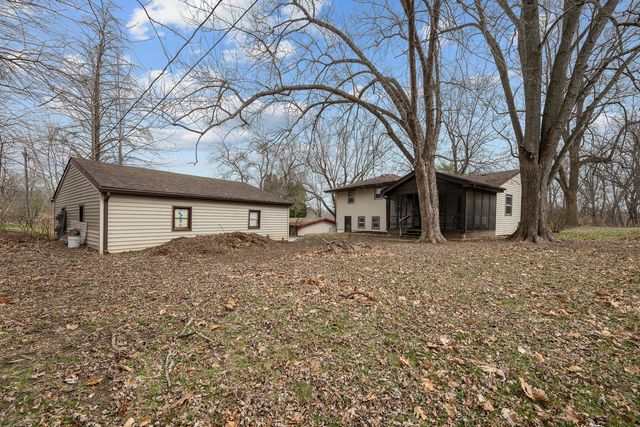 2412 W 3rd Street, Coal Valley, IL 61240