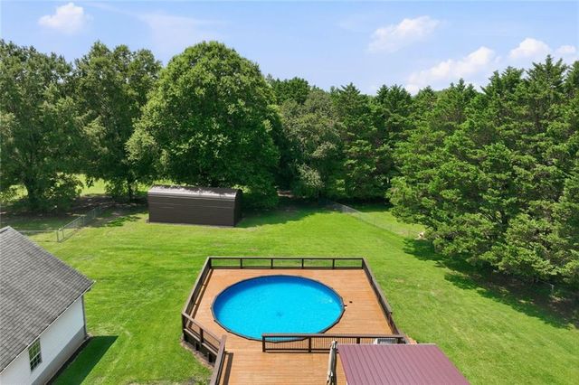 5573 Clarks Bridge Road, Clermont, GA 30527