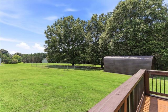 5573 Clarks Bridge Road, Clermont, GA 30527
