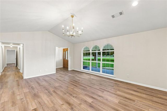 5573 Clarks Bridge Road, Clermont, GA 30527