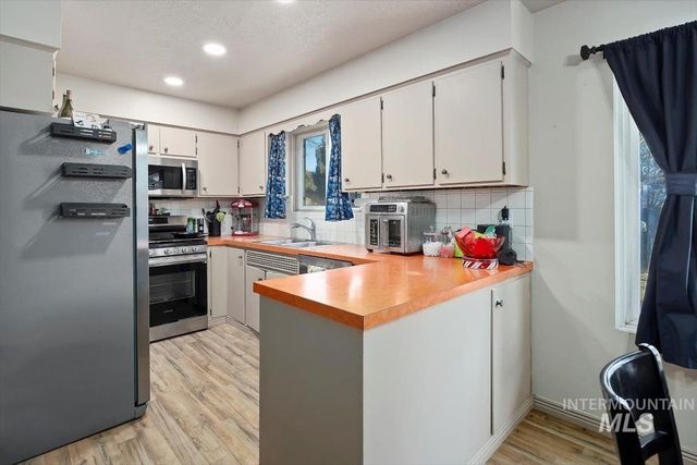 1228 Wendell Street, Twin Falls, ID 83301