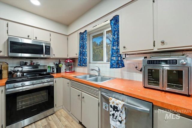 1228 Wendell Street, Twin Falls, ID 83301