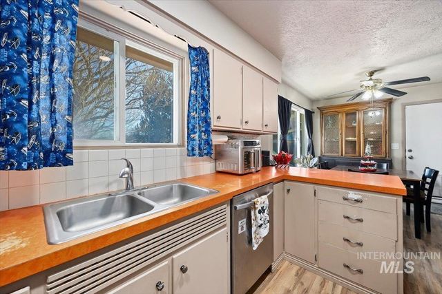 1228 Wendell Street, Twin Falls, ID 83301