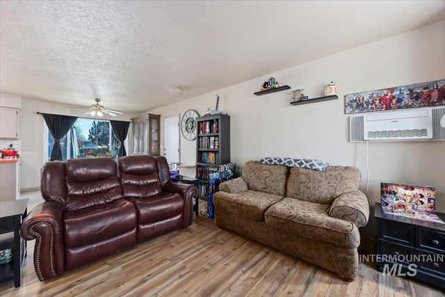 1228 Wendell Street, Twin Falls, ID 83301