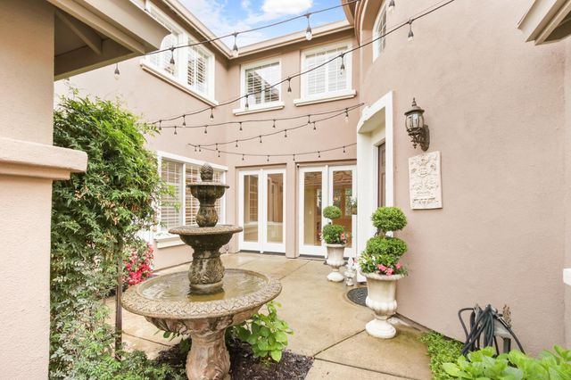 4836 Village Green Dr, El Dorado Hills, CA 95762