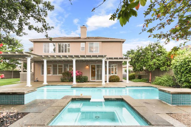 4836 Village Green Dr, El Dorado Hills, CA 95762