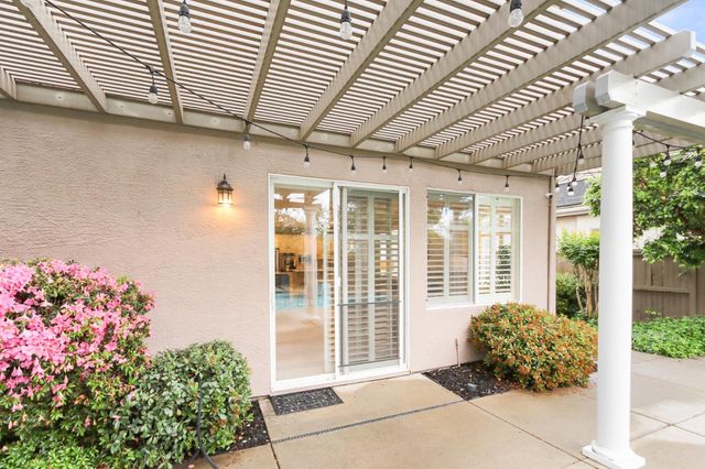 4836 Village Green Dr, El Dorado Hills, CA 95762