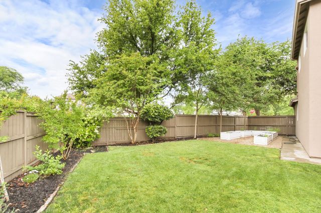 4836 Village Green Dr, El Dorado Hills, CA 95762