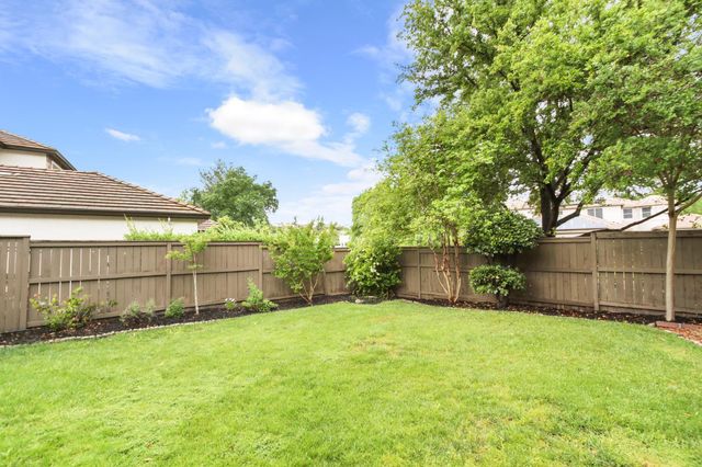 4836 Village Green Dr, El Dorado Hills, CA 95762