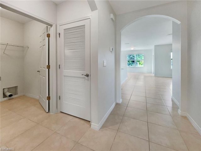 131 NE 23rd PL, Cape Coral, FL 33909