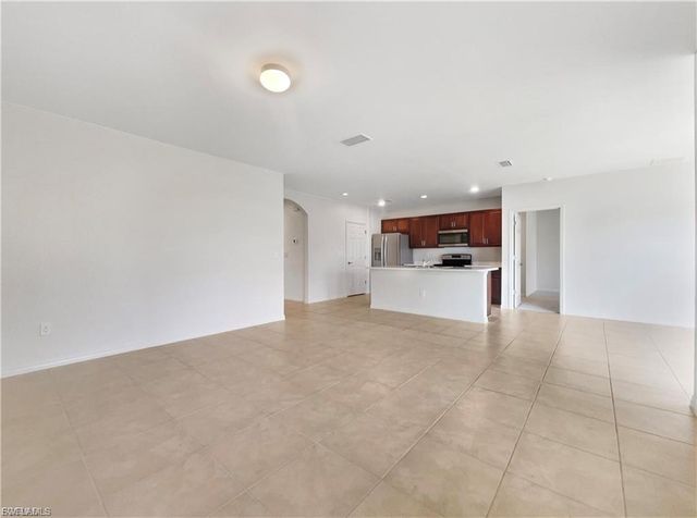 131 NE 23rd PL, Cape Coral, FL 33909