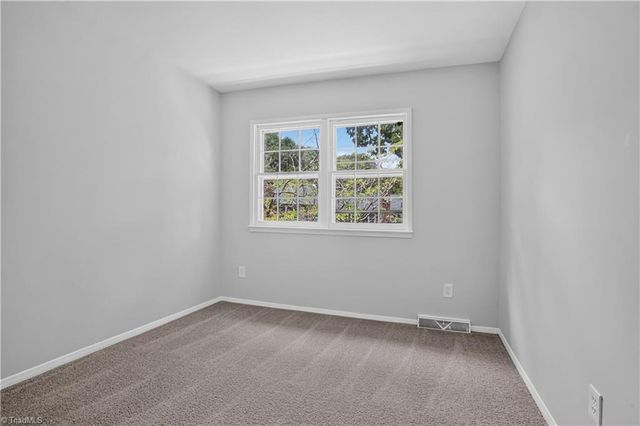 3011 Patriot Court D, Greensboro, NC 27408