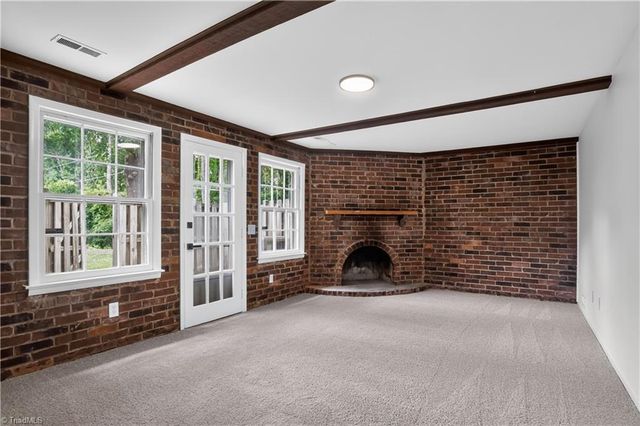 3011 Patriot Court D, Greensboro, NC 27408