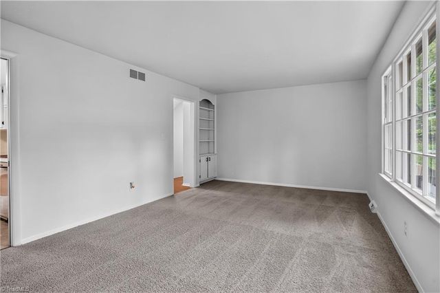 3011 Patriot Court D, Greensboro, NC 27408