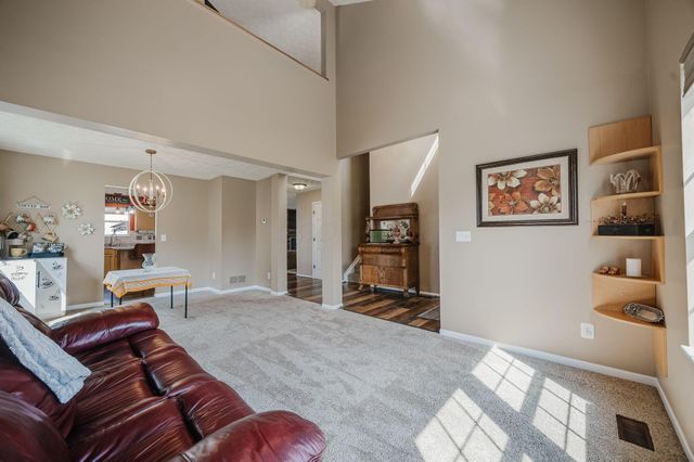 324 Masonglen Court, Pataskala, OH 43062