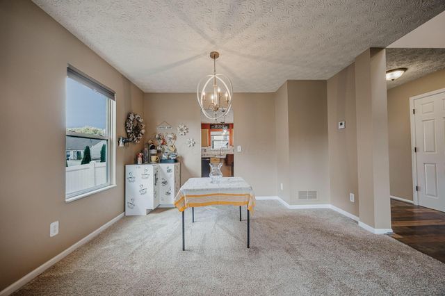 324 Masonglen Court, Pataskala, OH 43062