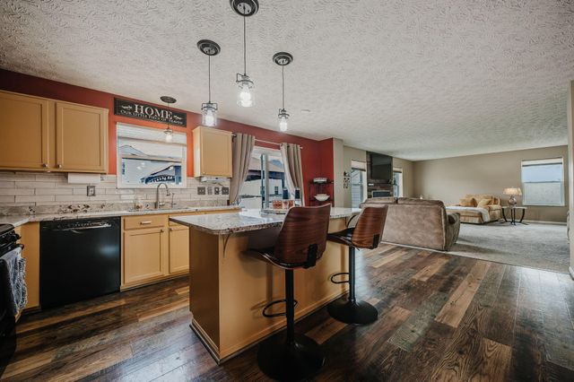 324 Masonglen Court, Pataskala, OH 43062