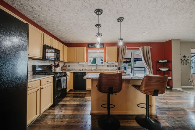 324 Masonglen Court, Pataskala, OH 43062