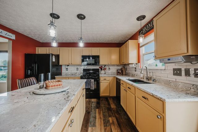 324 Masonglen Court, Pataskala, OH 43062
