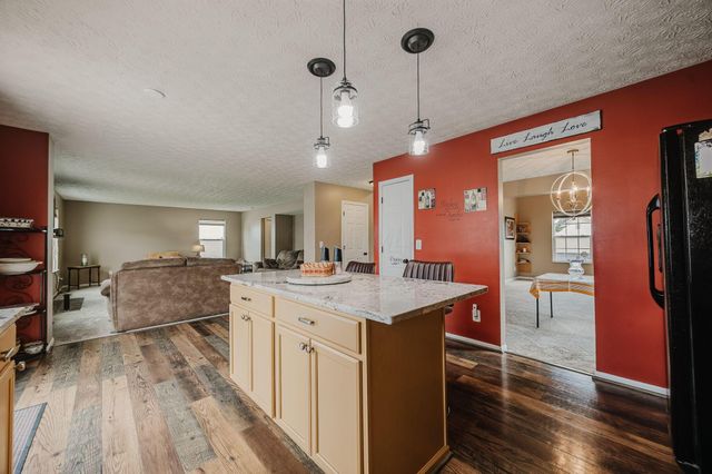 324 Masonglen Court, Pataskala, OH 43062