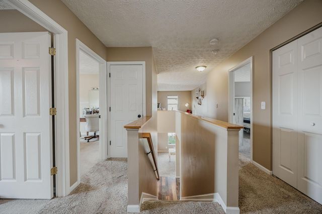 324 Masonglen Court, Pataskala, OH 43062