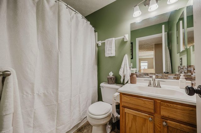 324 Masonglen Court, Pataskala, OH 43062