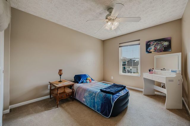 324 Masonglen Court, Pataskala, OH 43062