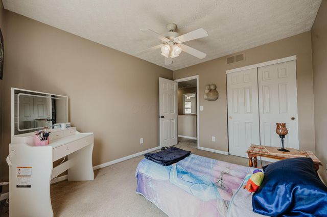 324 Masonglen Court, Pataskala, OH 43062