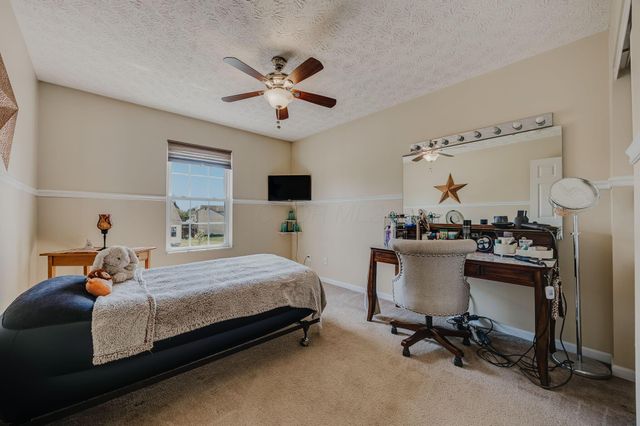 324 Masonglen Court, Pataskala, OH 43062